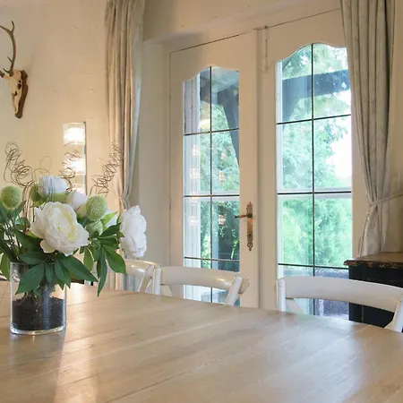 Mansion In Liege With Private Garden Hébergement de vacances Spa
