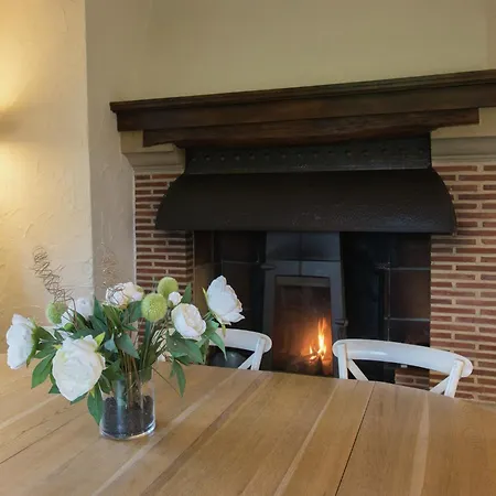 Hébergement de vacances Mansion In Liege With Private Garden